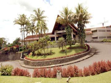 Hotel Pusako Bukittinggi Luaran gambar